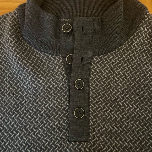 Untuckit Sorensen Men’s 100% Merino Wool Sweater - Picture 7 of 10